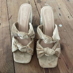 Brand New! Jessi Caballero Chunky heels.